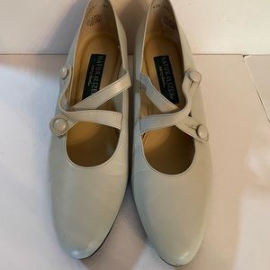 Naturalizer Womens Vintage Energy Heel Pumps. Size 9N